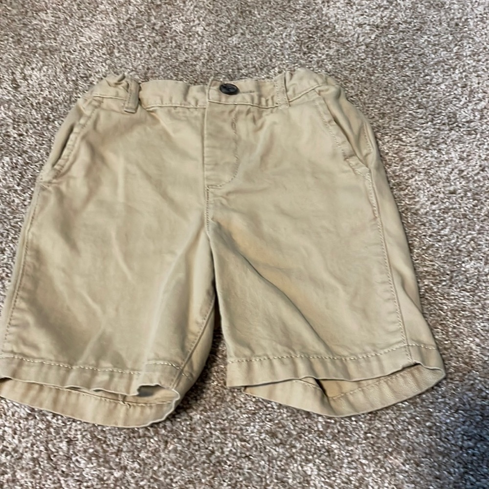 The Children’s Place shorts-3t